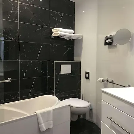 Hotel Montparnasse Saint Germain Parigi