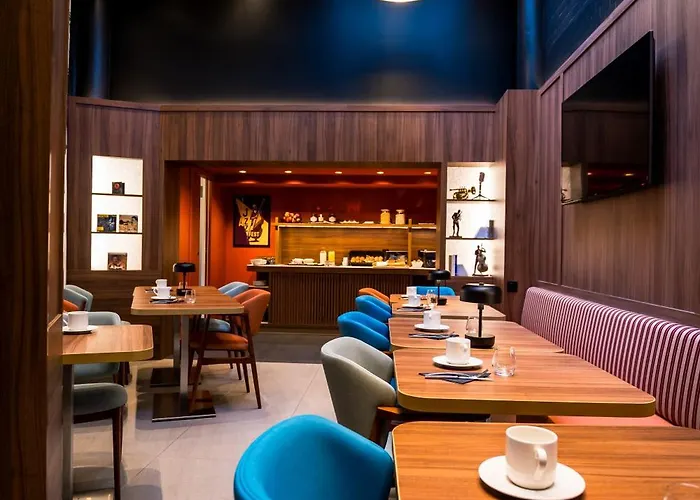 Отель Montparnasse Saint Germain 3*