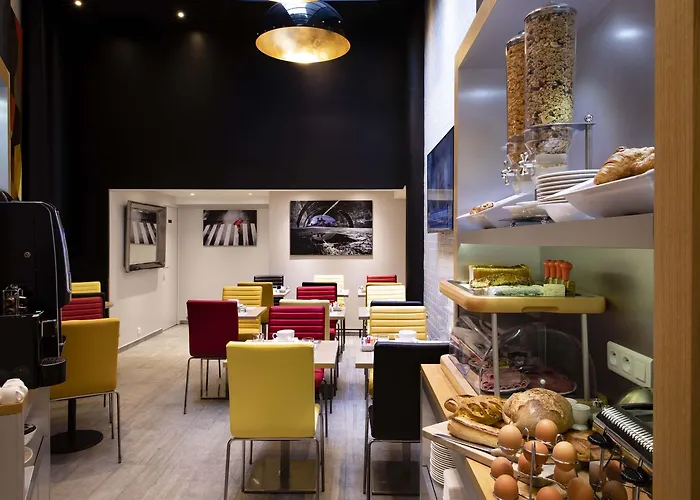 Montparnasse Saint Germain 3* Париж