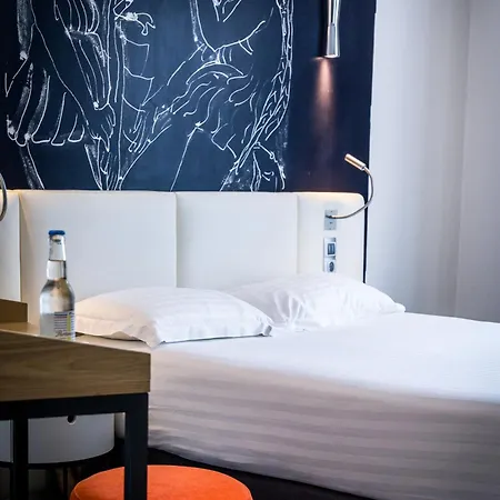 Montparnasse Saint Germain 3* Parijs